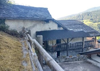 Stabile - Palazzo vallettaz, Allein, Italia, Allein - foto 9