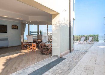 Hotel - Accommodation facility Via Tommaso dal Molin, Desenzano del Garda - photo 13