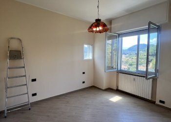 eeeee.JPG - Appartamento Via Della Pineta, Finale Ligure - foto 5