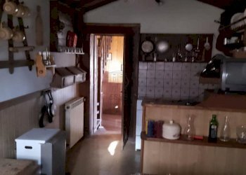 Vendesi tipico rustico di montagna lucca (3).jpg - Casale Bagni di Lucca - foto 5