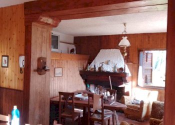 Vendesi tipico rustico di montagna lucca (8).jpg - Casale Bagni di Lucca - foto 7