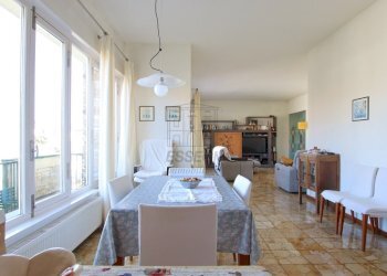 vendesi villa indipendente con giardino lucca IMG_ - Villa Via Sarzanese 4289, Lucca - foto 4