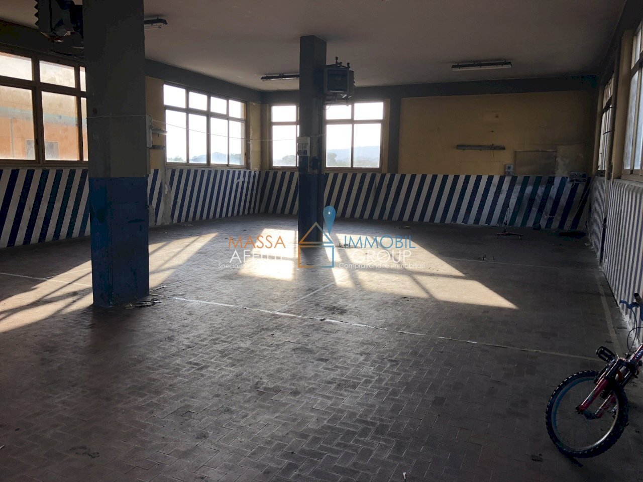 IMG_8063.JPG - Commercial Premises Via Benedetto Croce 18, Massa - photo 2