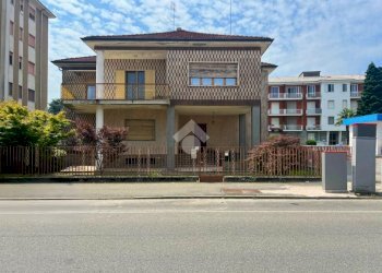 Villa Corso Santo Ignazio, Santhià - foto 1