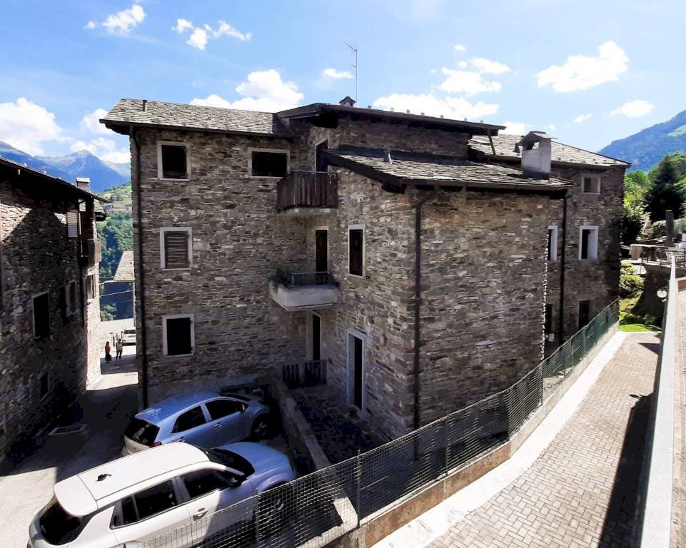 Facciata - Bilocale via Foppa, 5, Cosio Valtellino - foto 1