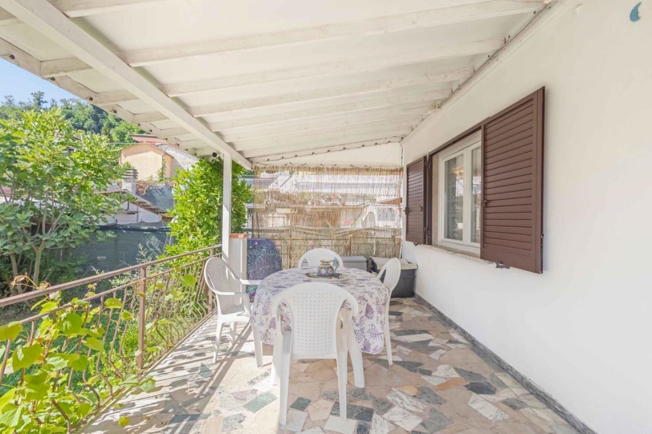 1275634-t698zzx.jpg - Four-room apartment Via Don Celsi 5, Ameglia - photo 2