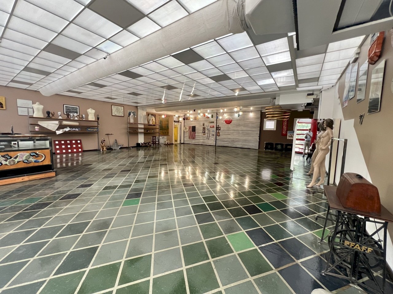 IMG_1402.JPG - Show room Via Amedeo Modigliani 10, Crevalcore - foto 2