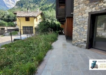 Three-room apartment strada Larzey-Entrèves, Courmayeur - photo 11