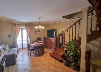 #canovaonline - Trilocale via Pietro Micca, 20a, Gattinara - foto 1