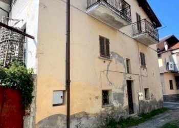 FACCIATA - Casa indipendente piazza Cesare Battisti, 5, Chiusa di Pesio - foto 2