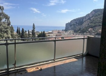 IMG_5278.JPG - Appartamento Via della Pineta, Finale Ligure - foto 2