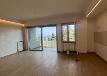 IMG_5250.JPG - Appartamento Via della Pineta, Finale Ligure - foto 12