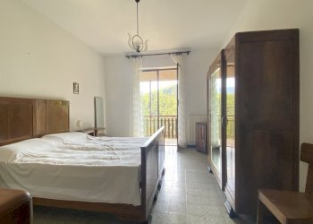 IMG_E1640.JPG - Quadrilocale Via Vara Superiore 27, Urbe - foto 12