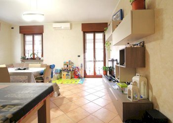 Trilocale Via Mazzini, Brandizzo - foto 4