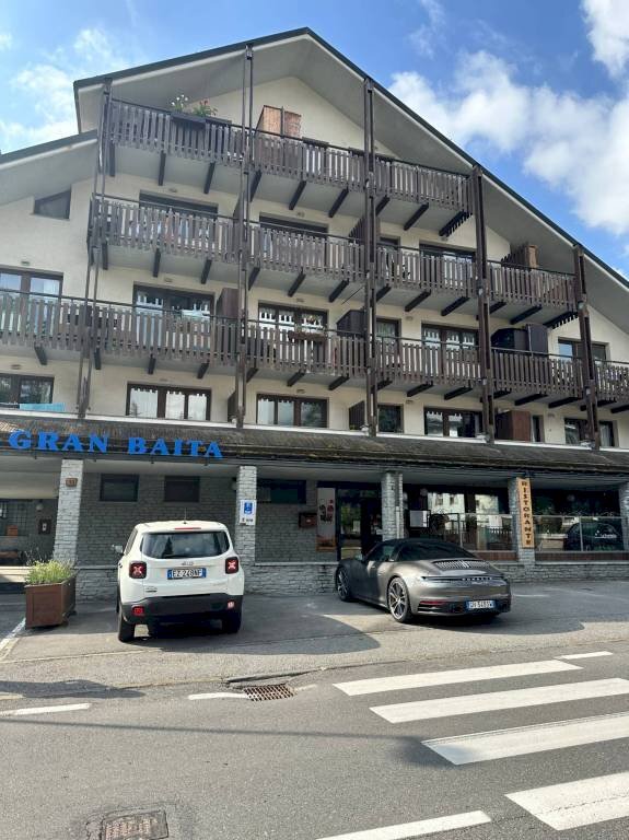 Facciata - Ristorante viale della Vittoria, Bardonecchia - foto 2