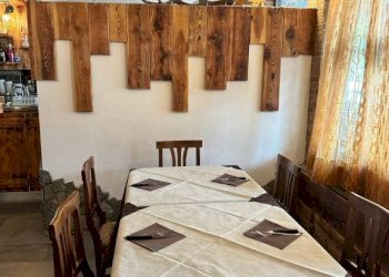 Salone - Ristorante viale della Vittoria, Bardonecchia - foto 9