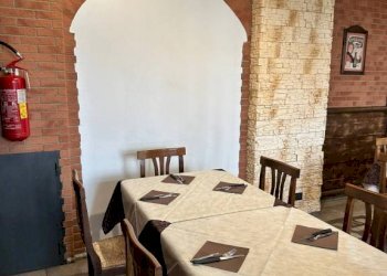 Salone - Ristorante viale della Vittoria, Bardonecchia - foto 15