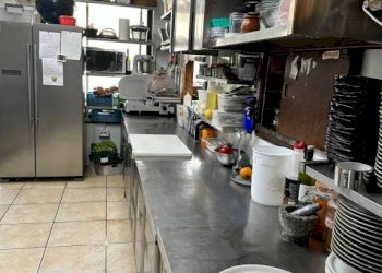 Interno non residenziale - Ristorante viale della Vittoria, Bardonecchia - foto 27