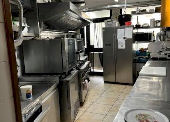 Interno non residenziale - Ristorante viale della Vittoria, Bardonecchia - foto 28