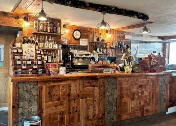 Interno non residenziale - Ristorante viale della Vittoria, Bardonecchia - foto 33