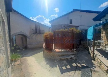 Immagine WhatsApp 2024-08-12 ore 11.36.24_b350eb3d - Porzione di casa Via IV Novembre, Molini di Triora - foto 1