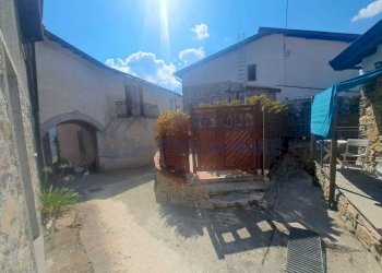 Immagine WhatsApp 2024-08-12 ore 11.36.24_decd82d2 - Porzione di casa Via IV Novembre, Molini di Triora - foto 3