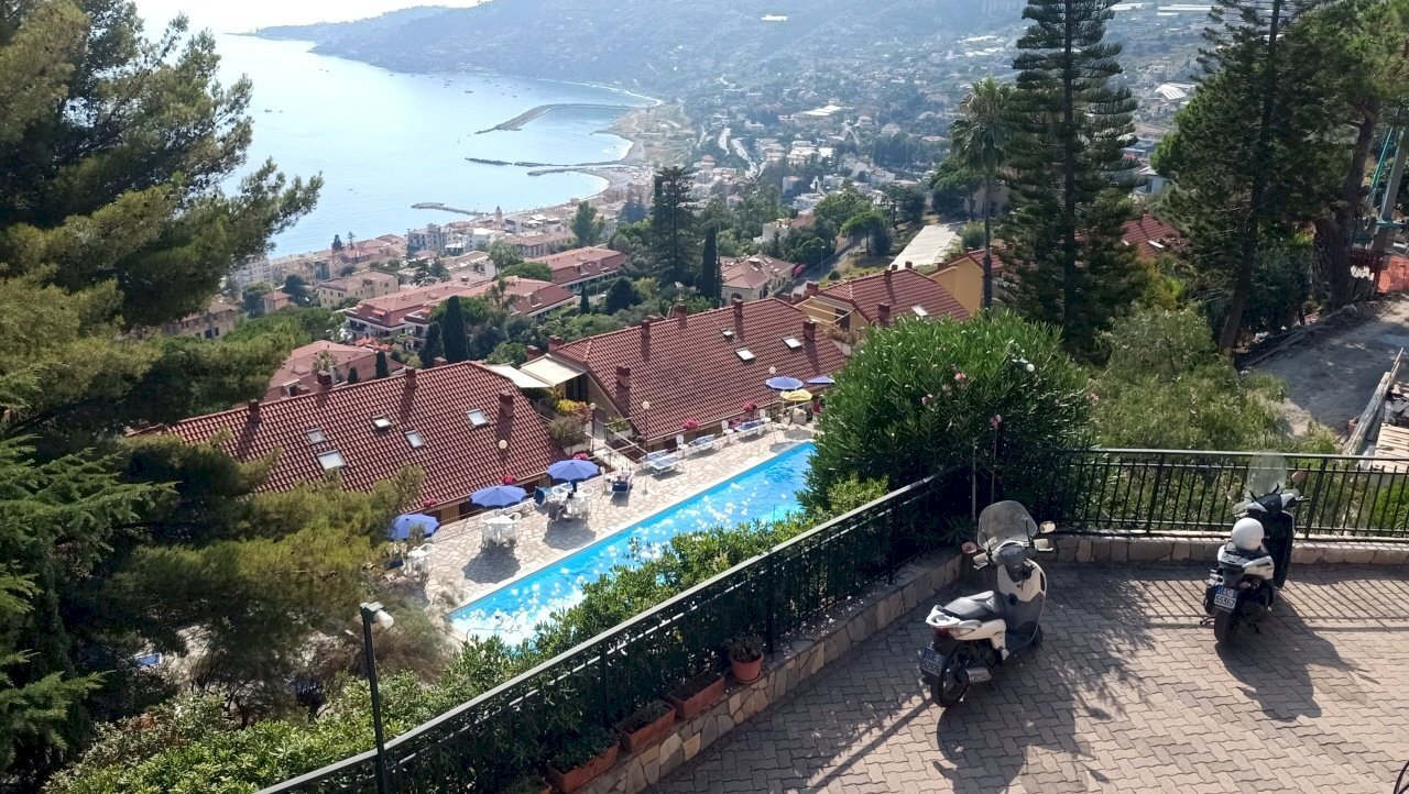 IMG20240808170024.jpg - Villa Ospedaletti - photo 1