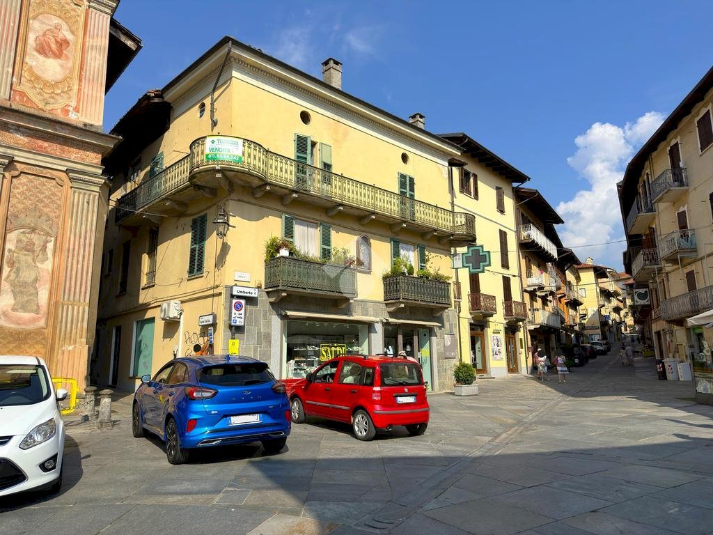 Stable - Palace Via umberto I, Giaveno - photo 1