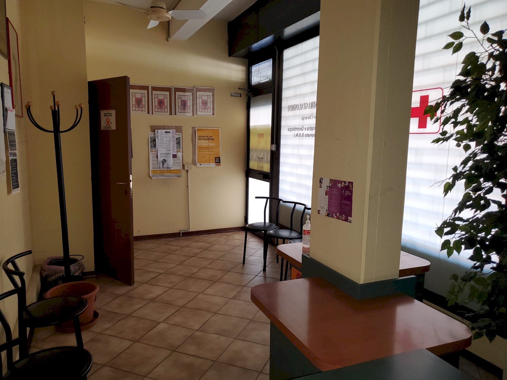 Negozio Via Carlo Alberto Dalla Chiesa, Modena - foto 2