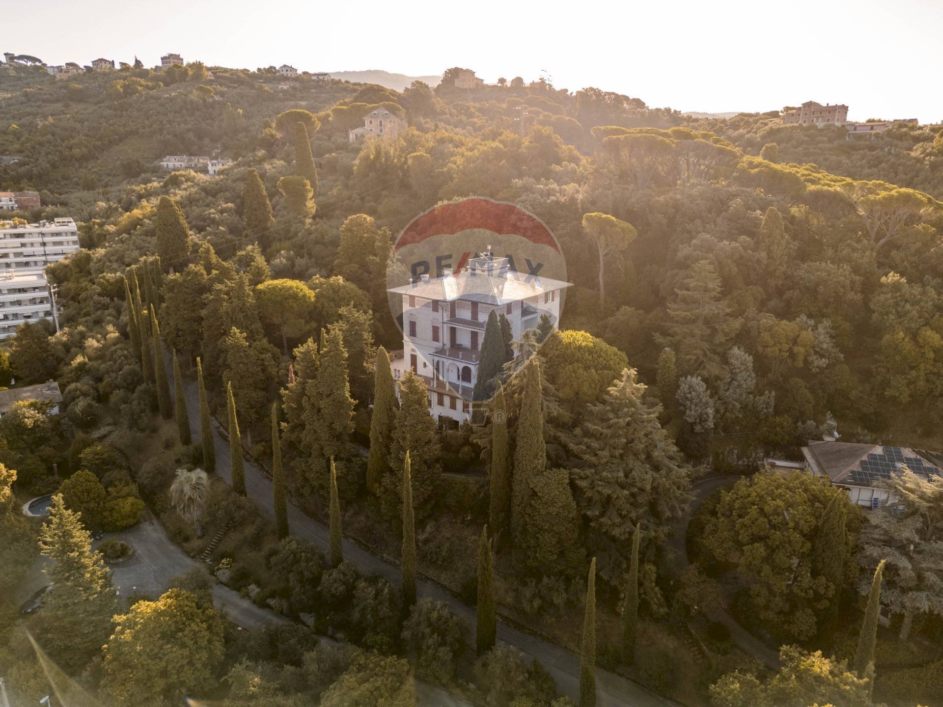 Four-room apartment Via Santa Chiara, Chiavari - photo 2
