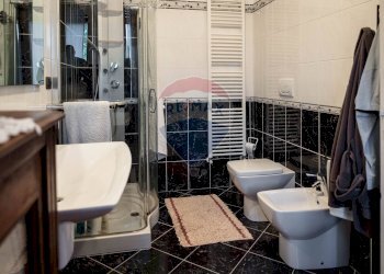 Quadrilocale Via Santa Chiara, Chiavari - foto 15