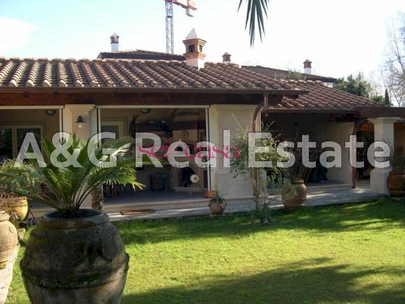 Single Family Villa Forte dei Marmi - photo 1