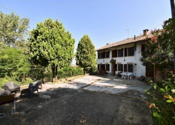 Giardino - Rustico via Rocca d'Arazzo, Montegrosso d'Asti - foto 3
