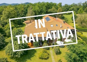 Facciata - Rustico via Ronco, 7b, Daverio - foto 1