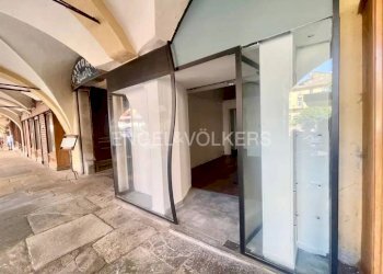 Interno palazzo - Shop Cuneo (neighborhood Centro) - photo 1