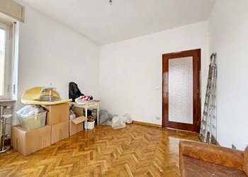 Stanza arredata - Appartamento corso Italia, 4, Mondovì - foto 19