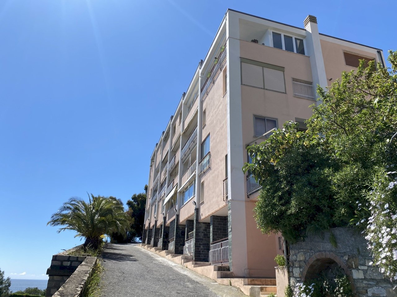 image00003.jpeg - Two-room apartment Strada Statale 1 Via Aurelia, Cervo - photo 2