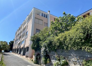 image00005.jpeg - Appartamento Strada Statale 1 Via Aurelia, Cervo - foto 3