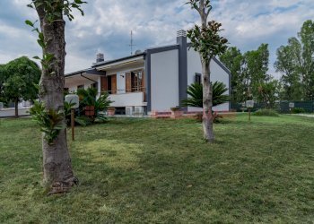 Villa Latina - foto 1