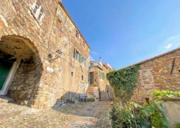 Three-room apartment Via della Chiesa, Cipressa - photo 1