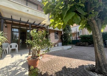 Apartment Viale livenza, Rimini - photo 2