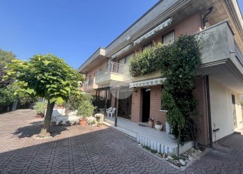 Apartment Viale livenza, Rimini - photo 42