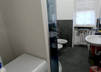 bagno - Quadrilocale via Carnia, Varese - foto 11