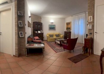 Salone - Villa Morciano di Romagna - photo 20