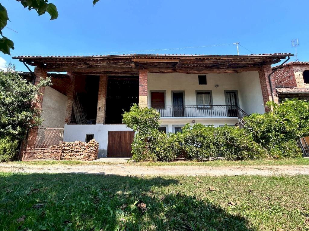 Facciata - Rustico strada Formenti, 5, Carrù - foto 1