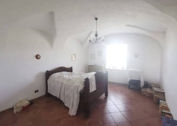 Camera da letto - Rustico strada Formenti, 5, Carrù - foto 10