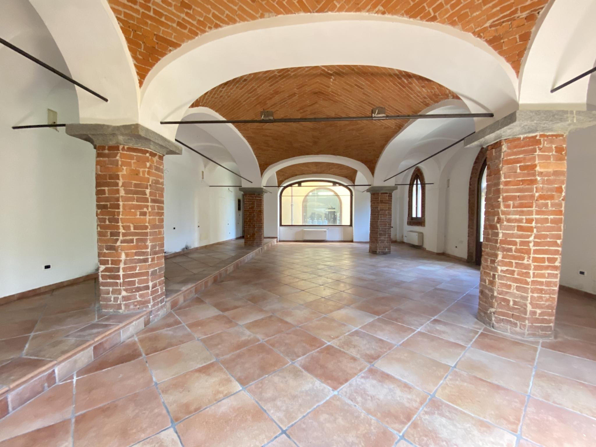 Commercial Premises Savigliano - photo 1