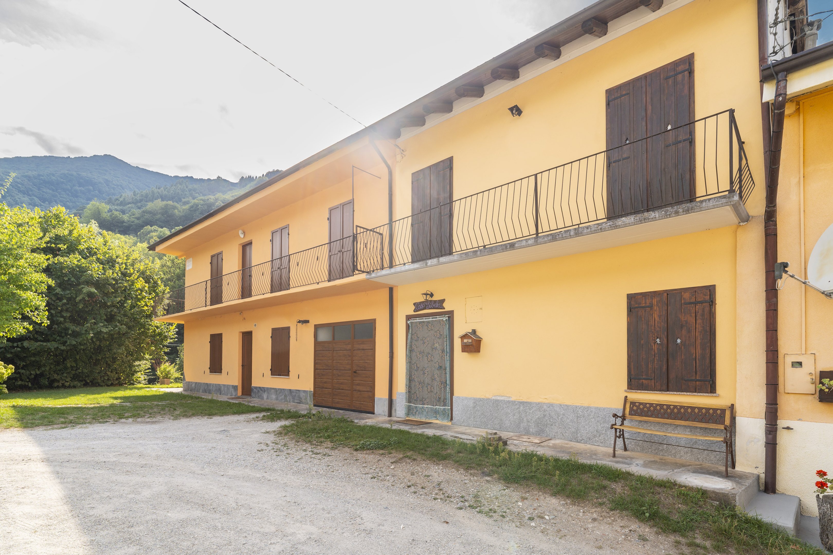 Casa semi indipendente Frazione Levata, snc, Monterosso Grana - foto 1