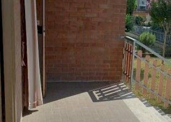 Balcone - Villa via Palmiro Togliatti, Concordia sulla Secchia - foto 19