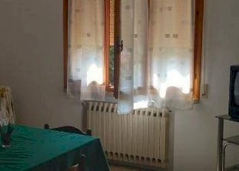 Stanza arredata - Villa via Palmiro Togliatti, Concordia sulla Secchia - photo 21